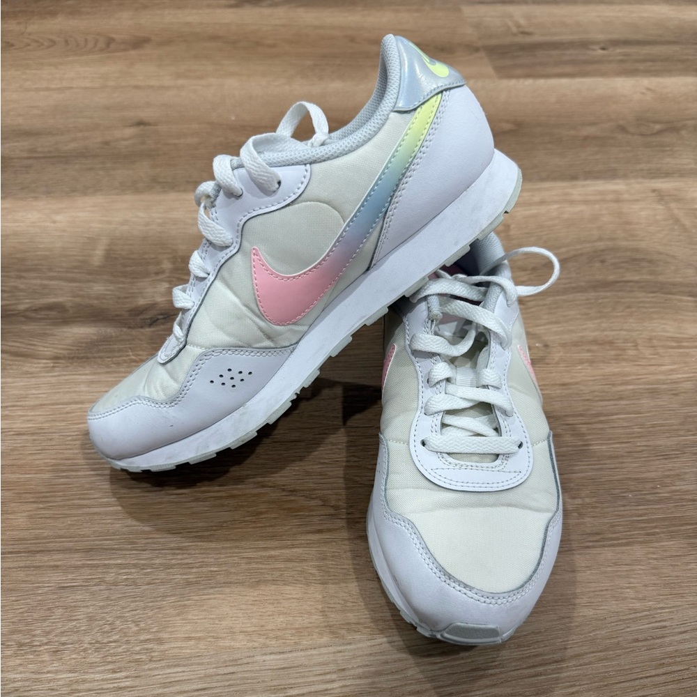 Nike MD Valiant GS “White Multi”